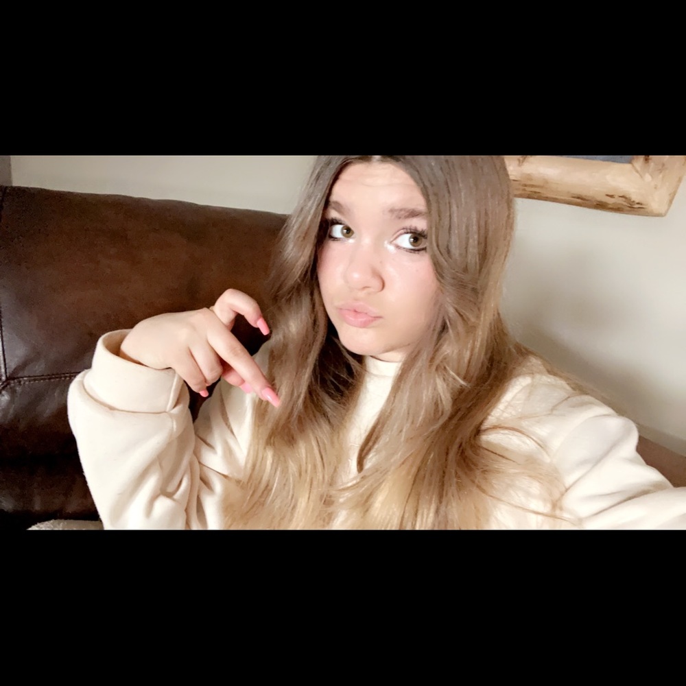 Meet your Posher, Emily